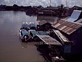 Rumah Lanting yang terdapat di Kampung Pacinan Laut, Kelurahan Gadang.