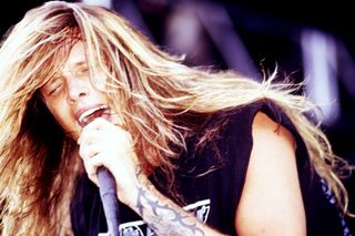 Skid Row rattle Donington in 1995