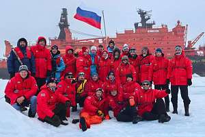 Fyodor Konyukhov sets a new world record at the North Pole