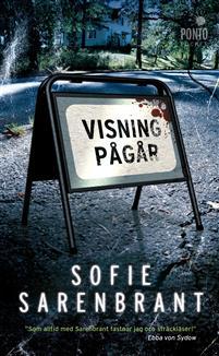 Visning pågår by Sofie Sarenbrant