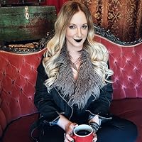 Profile Image for Leigh Bardugo.