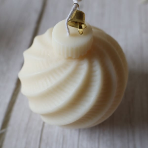 Christmas Bauble Candle