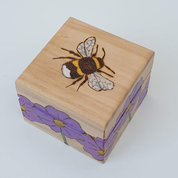 Small wooden box, pyrography bee, ring or trinket box, stocking filler gift