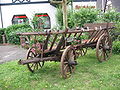 Historischer Ackerwagen beim alten Kirchplatz