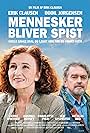 Erik Clausen and Bodil Jørgensen in Mennesker bliver spist (2015)