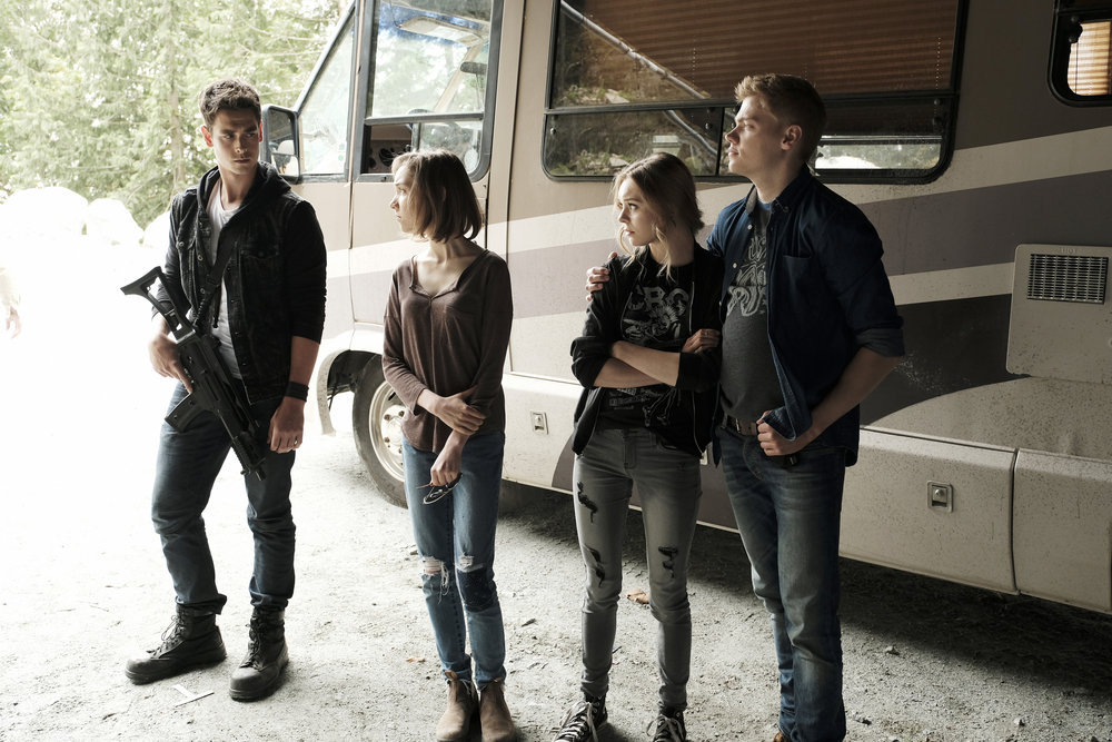 Levi Meaden, Julia Sarah Stone, Madison Ryne Smith, and Taylor Hickson in Aftermath (2016)