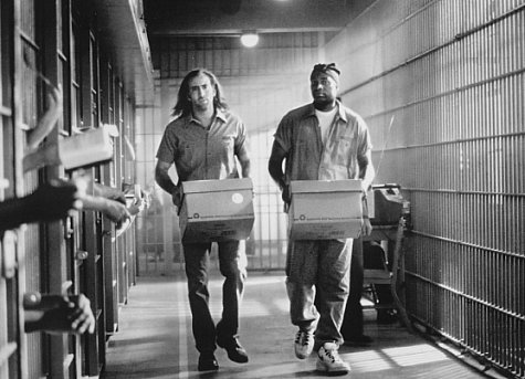 Nicolas Cage and Mykelti Williamson in Con Air (1997)