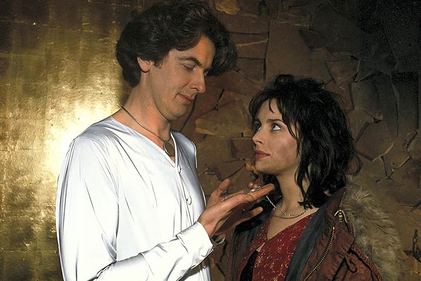 Peter Capaldi and Laura Fraser in Neverwhere (1996)