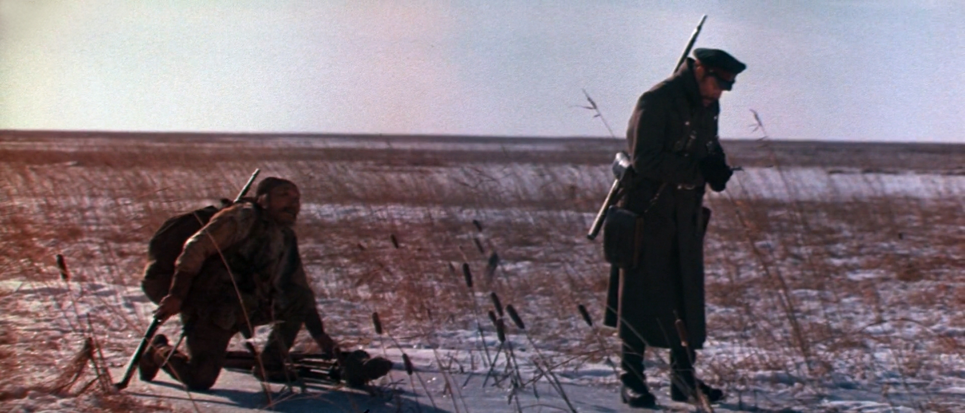 Maksim Munzuk and Yuriy Solomin in Dersu Uzala (1975)