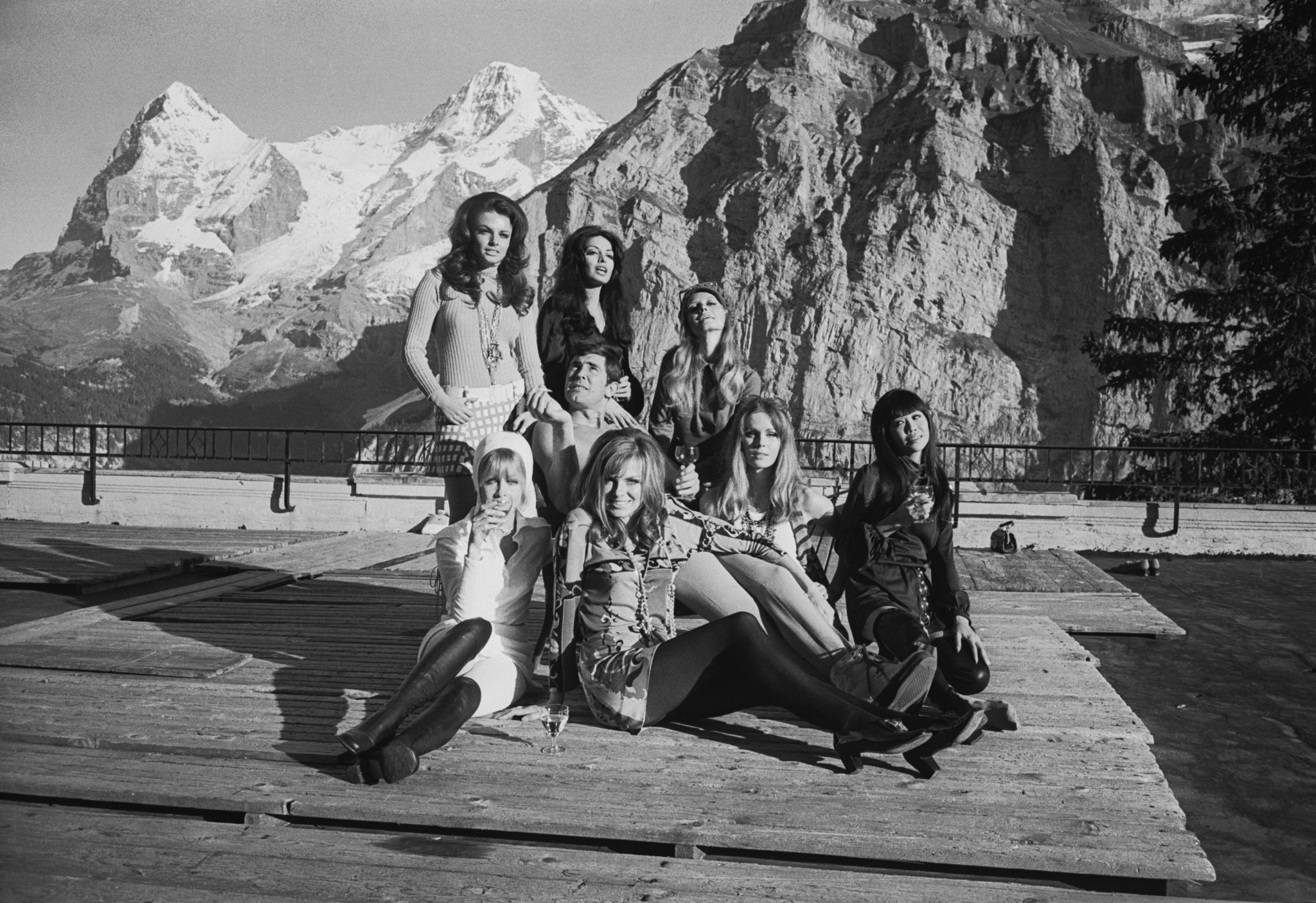 Mona Chong, Julie Ege, Anouska Hempel, George Lazenby, Joanna Lumley, Helena Ronee, Catherine Schell, and Zaheera in On Her Majesty's Secret Service (1969)