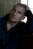 Wentworth Miller and Dominic Purcell in Prison Break (2005)