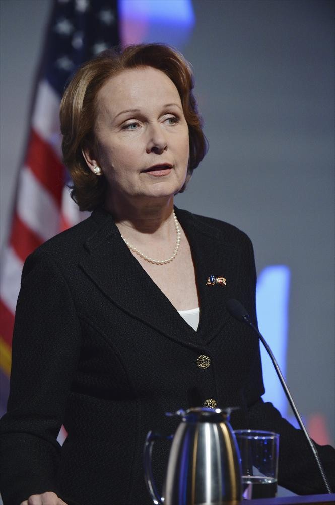 Kate Burton in Scandal (2012)