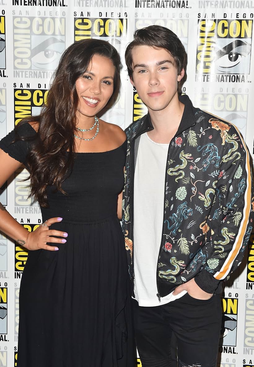 Olivia Olson and Jeremy Shada