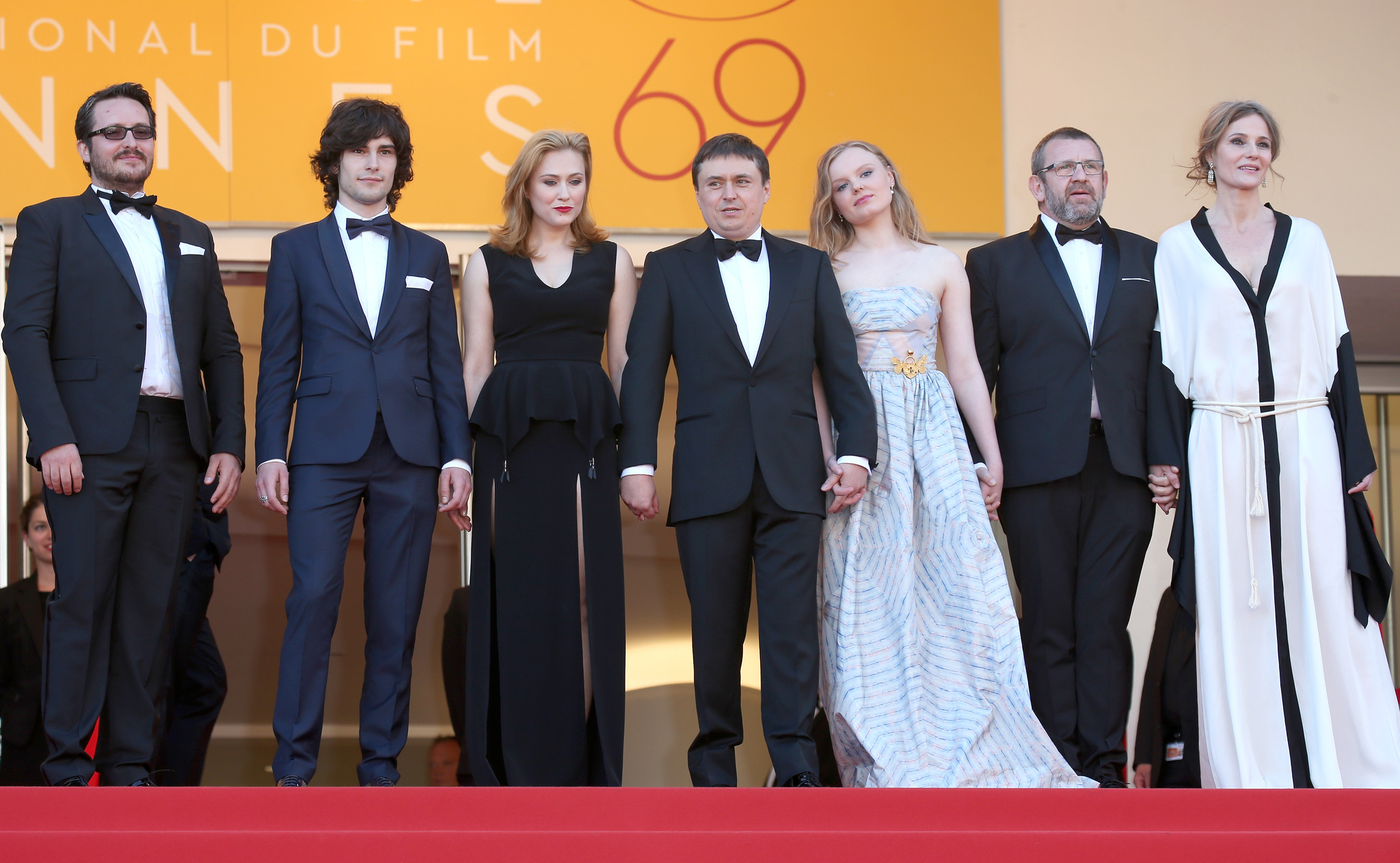 Lia Bugnar, Cristian Mungiu, Adrian Titieni, Emanuel Parvu, Maria Dragus, Rares Andrici, and Mãlina Manovici at an event for Bacalaureat (2016)