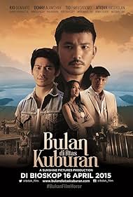 Tio Pakusadewo, Donny Alamsyah, Atiqah Hasiholan, and Rio Dewanto in Bulan di Atas Kuburan (2015)