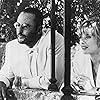 Rosanna Arquette and Jean Reno in Le grand bleu (1988)