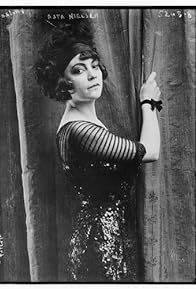 Primary photo for Asta Nielsen