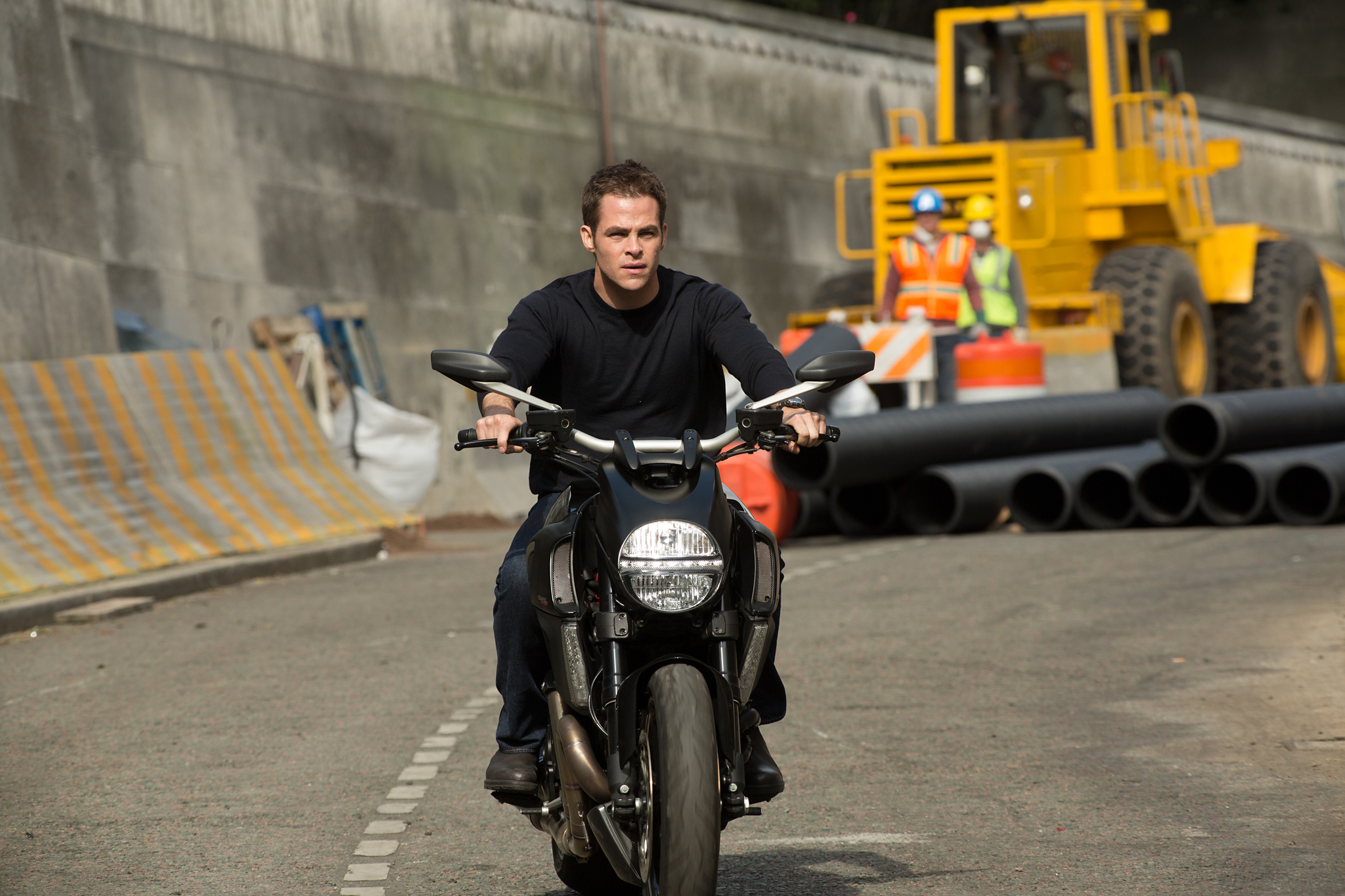 Chris Pine in Jack Ryan: Shadow Recruit (2014)