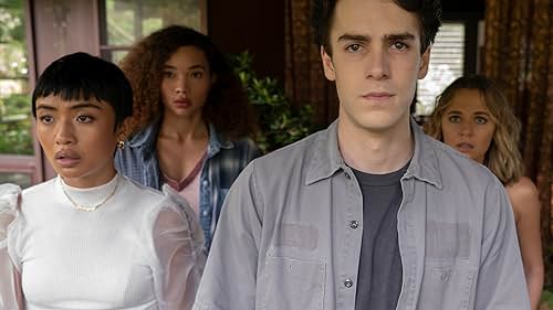 Brianne Tju, Madison Iseman, Zeke Goodman, and Ashley Moore in I Know What You Did Last Summer (2021)