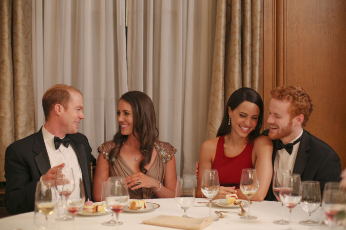 Parisa Fitz-Henley, Burgess Abernethy, Laura Mitchell, and Murray Fraser in Harry & Meghan: A Royal Romance (2018)