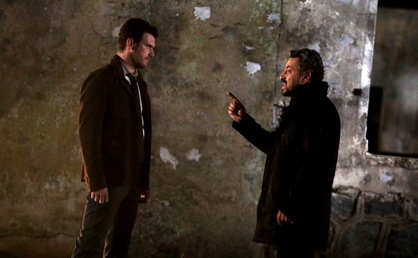 Kivanç Tatlitug and Onur Saylak in 18.Bölüm (2019)