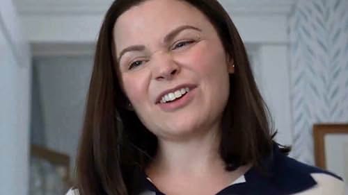 Pivoting: Sarah Has A Bubble Bath In Jodie's Home