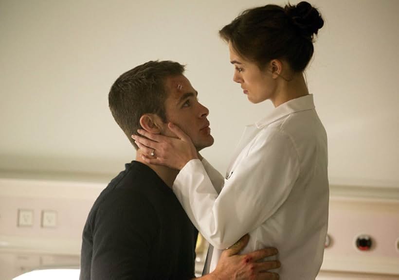 Keira Knightley and Chris Pine in Jack Ryan: Shadow Recruit (2014)