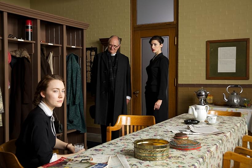 Jim Broadbent, Jessica Paré, and Saoirse Ronan in Brooklyn (2015)