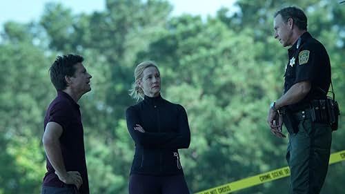 Jason Bateman, Laura Linney, and Robert C. Treveiler in Ozark (2017)