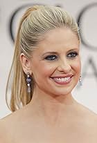 Sarah Michelle Gellar at an event for 2012 Golden Globe Awards (2012)