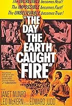 Edward Judd and Janet Munro in The Day the Earth Caught Fire (1961)