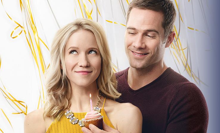 Luke Macfarlane and Jessy Schram in The Birthday Wish (2017)