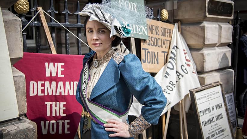 Laura Fraser in Houdini and Doyle (2016)