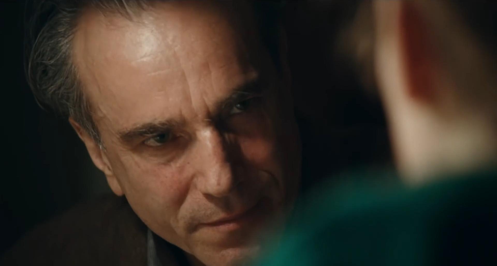 Daniel Day-Lewis and Vicky Krieps in Phantom Thread (2017)