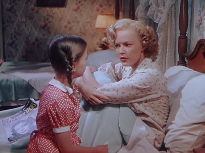 Natalie Wood and June Haver in Scudda Hoo! Scudda Hay! (1948)