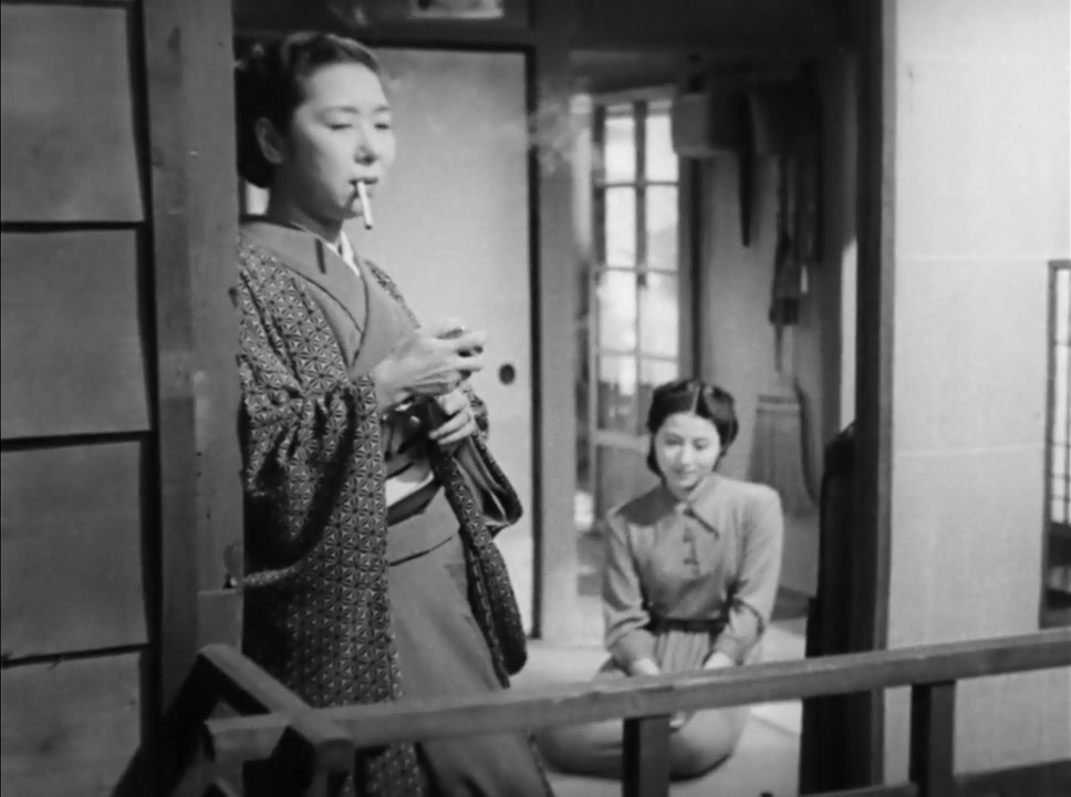 Kyôko Kagawa and Kinuyo Tanaka in Ginza keshô (1951)