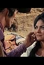 Gabriella Giorgelli and Robert Woods in Il mio nome è Mallory... M come morte (1971)