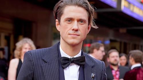 Aaron Tveit