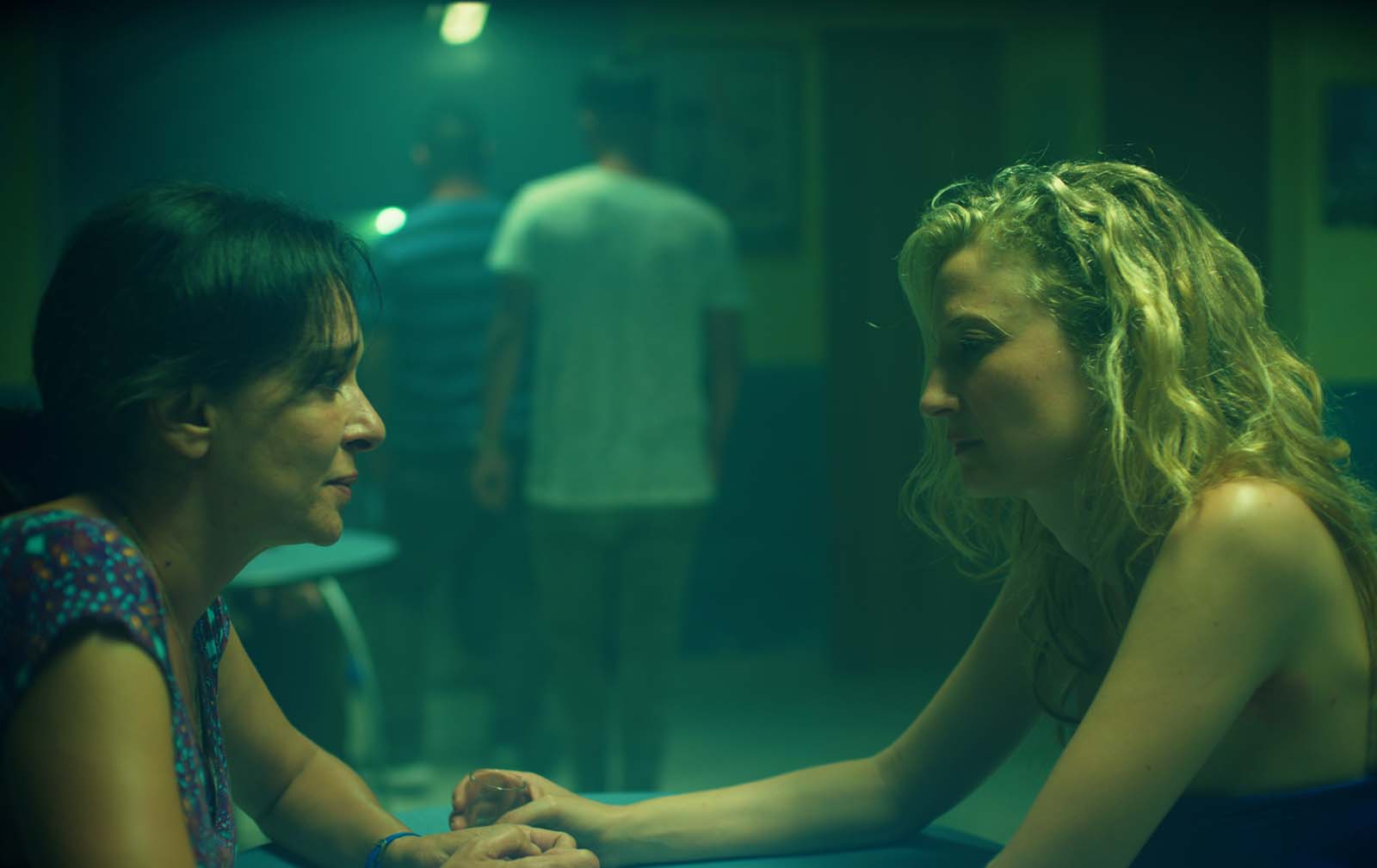 Valeria Golino and Alba Rohrwacher in Figlia mia (2018)