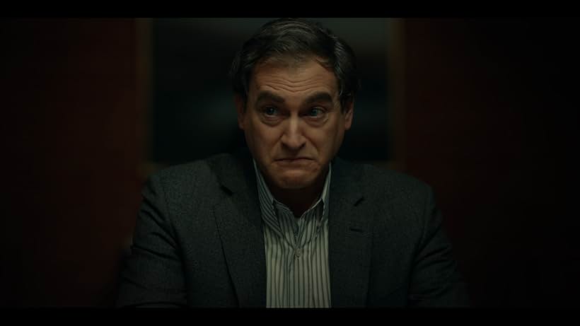 Michael Stuhlbarg in Dopesick (2021)