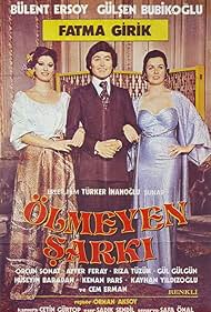 Gülsen Bubikoglu, Bülent Ersoy, and Fatma Girik in Ölmeyen Sarki (1977)