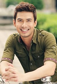 Primary photo for Christian Bautista