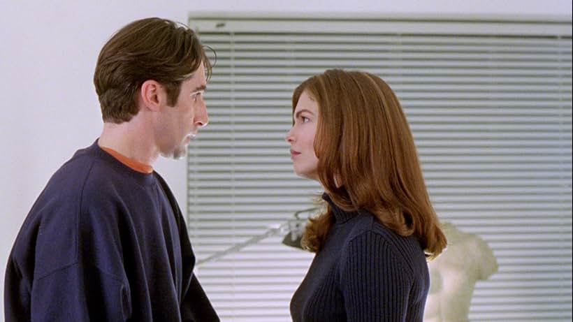 Jeanne Tripplehorn and John Lynch in Sliding Doors (1998)