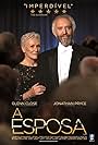 Glenn Close and Jonathan Pryce in A Esposa (2017)