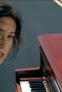 Vanessa Carlton in Vanessa Carlton: A Thousand Miles (2002)