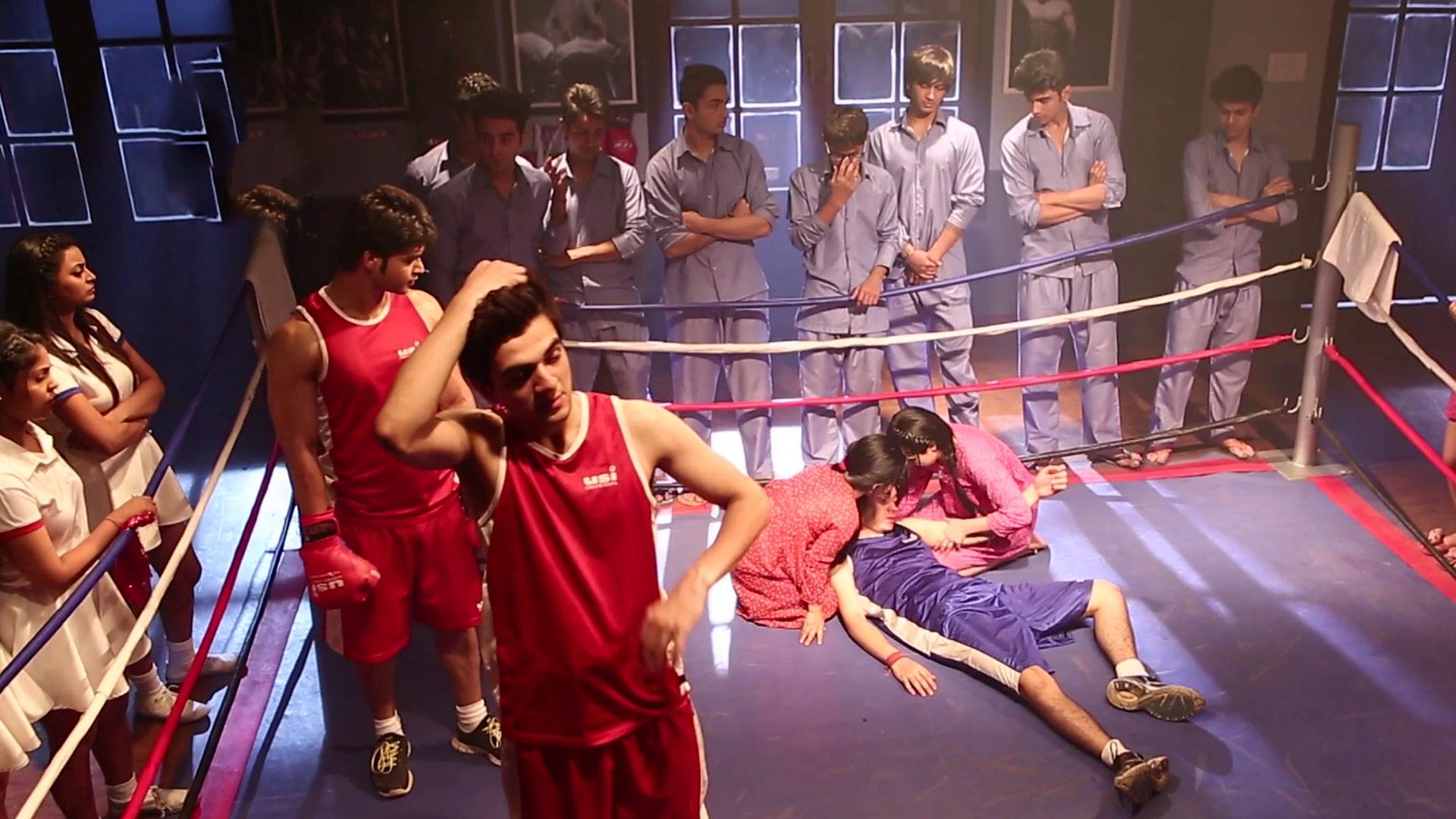 Sahnil Bhatnagar, Anshuman Malhotra, Anand Agarwal, Juhi Aslam, Sanaya Pithawalla, and Ashwini Koul in MTV Warrior High (2015)