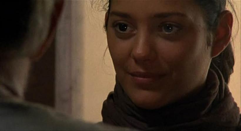 Marion Cotillard in Furia (1999)