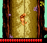 Kiddy Kong traveling through the first Bonus Level of Redwood Rampage in Donkey Kong GB: Dinky Kong & Dixie Kong