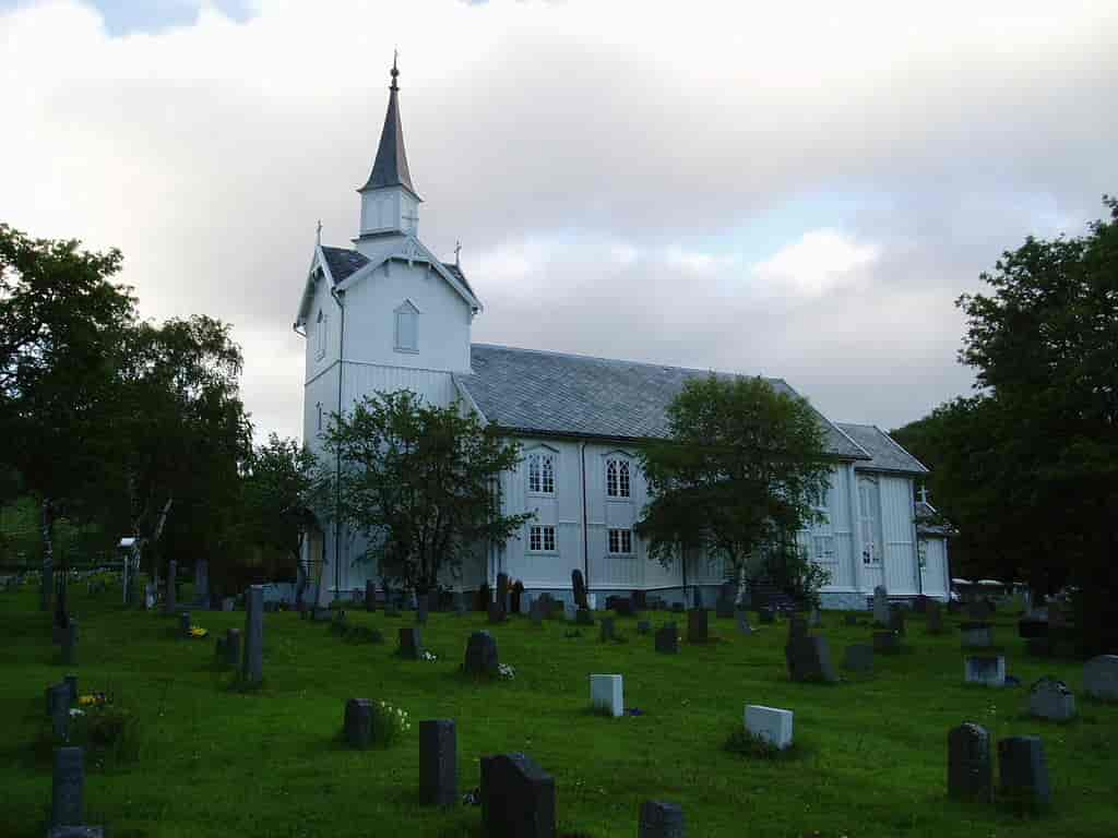 Kvæfjord kirke