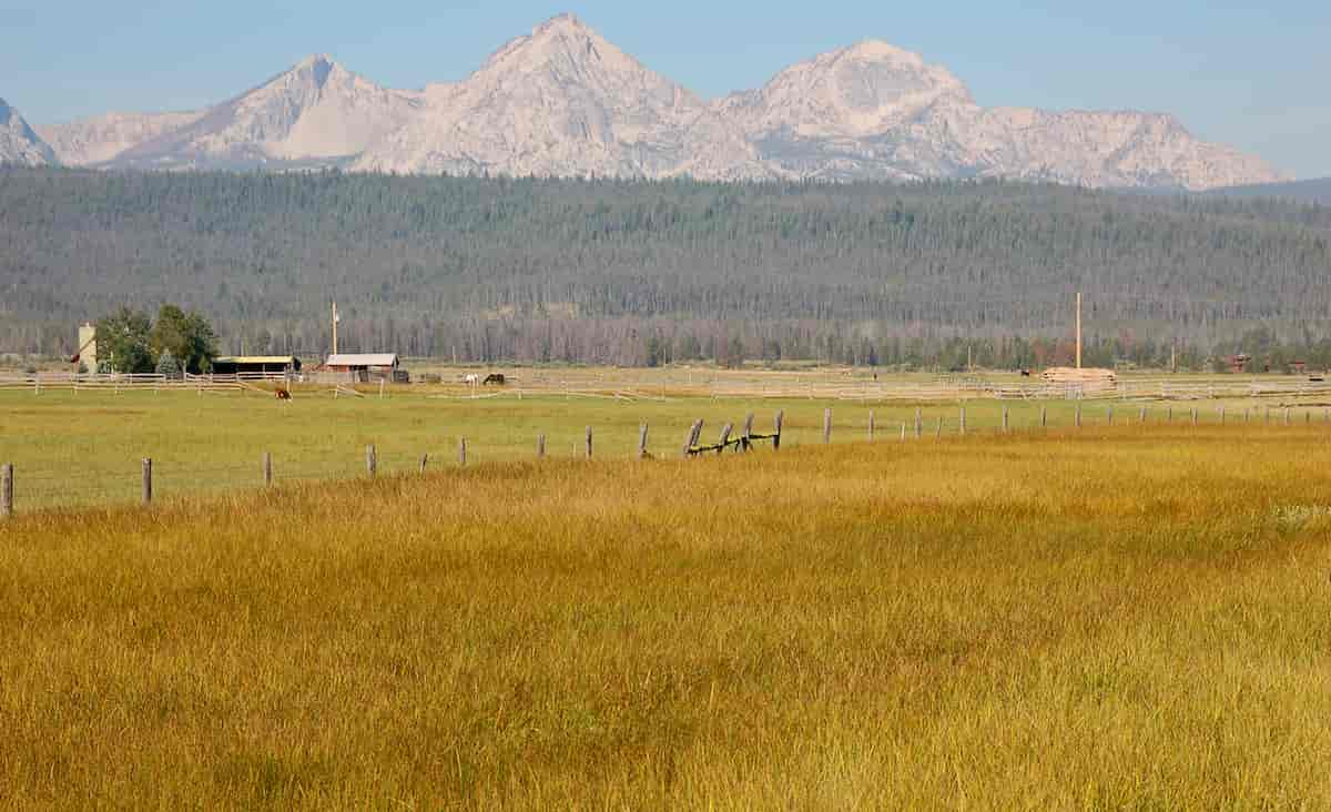 Sawtooth Mountains